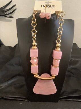 Nique Gold-Tone Necklace with Pink Beads and Matching Earrings